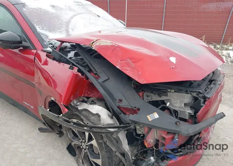 2021 Ford Mustang Mach-E Premium z USA, uszkodzony, nr VIN 3FMTK3SS3MMA57296